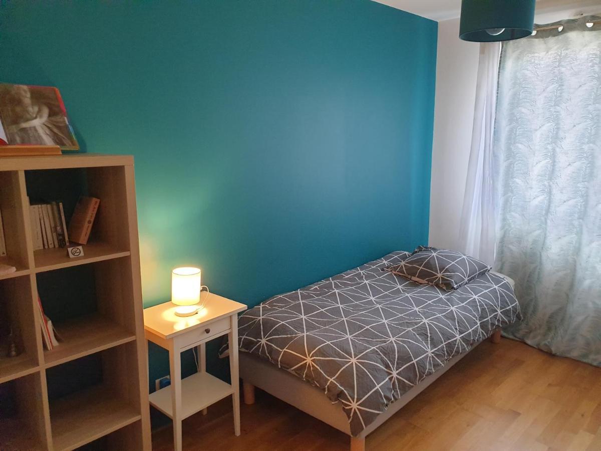 Spacieux Et Calme, Style Parisien, Toutes Commodites, Ideal Pour Un Sejour Authentique Saint-Denis  Zewnętrze zdjęcie